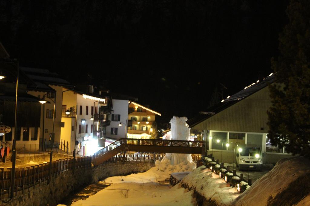 Appartamento Niki Campitello Campitello di Fassa Exterior foto