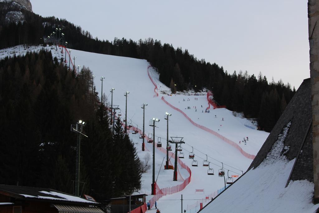 Appartamento Niki Campitello Campitello di Fassa Exterior foto