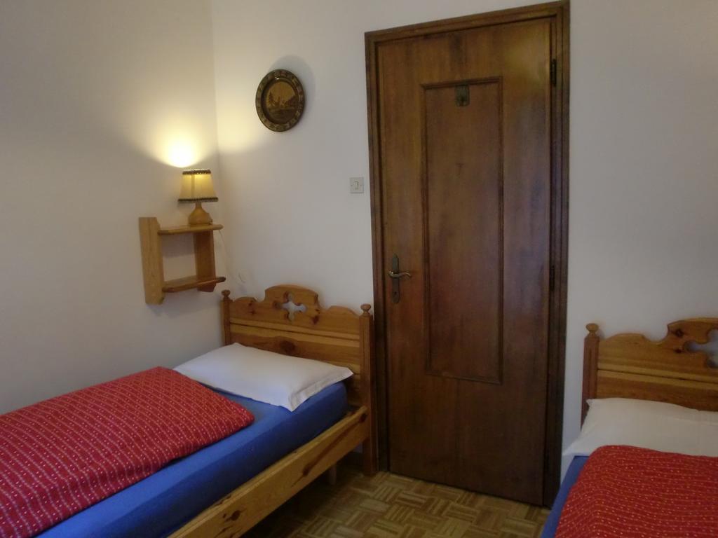 Appartamento Niki Campitello Campitello di Fassa Exterior foto